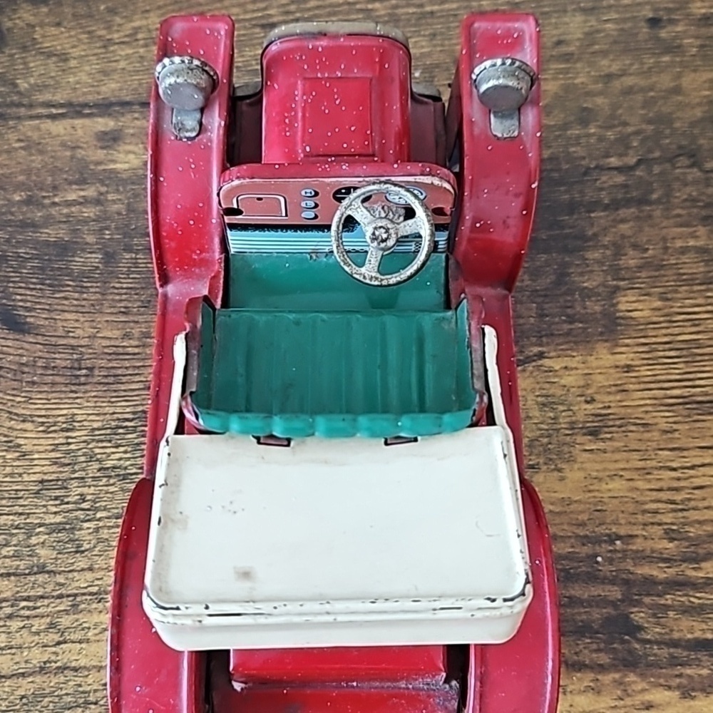 Vintage 1950s Tin Car - Picture 6 of 6